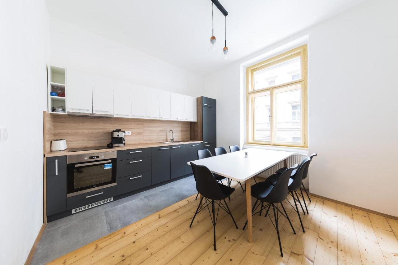 Boheme Apartment Prague Three מראה חיצוני תמונה