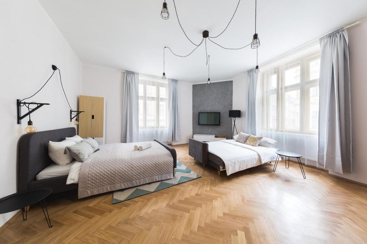 Boheme Apartment Prague Three מראה חיצוני תמונה