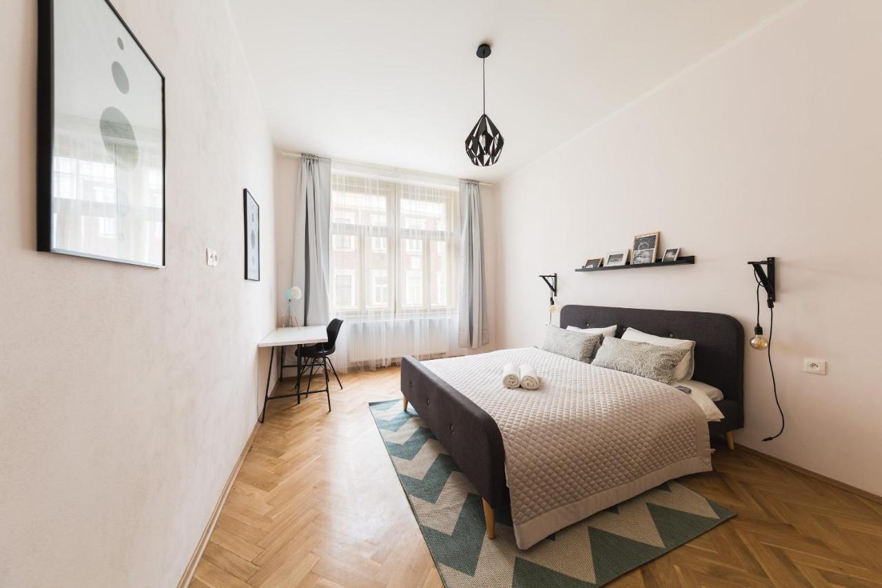 Boheme Apartment Prague Three מראה חיצוני תמונה