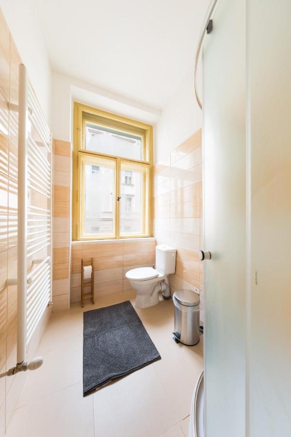 Boheme Apartment Prague Three מראה חיצוני תמונה